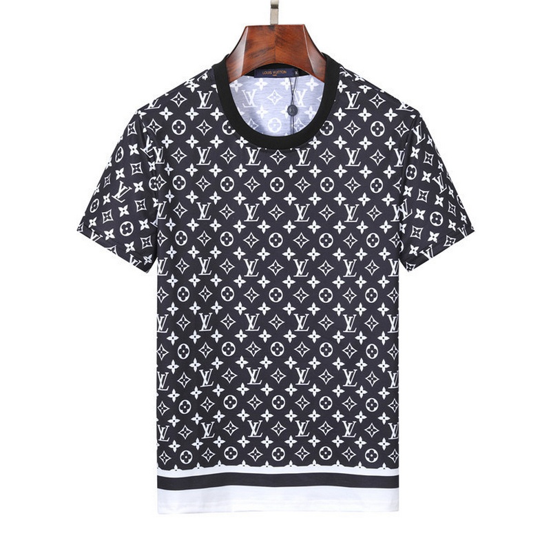 Louis Vuitton Men's T-shirts 578